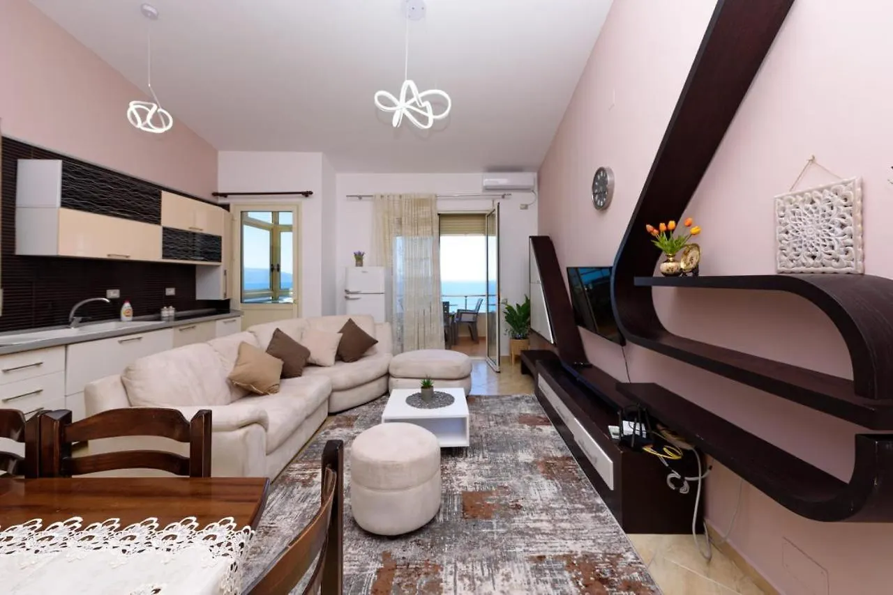 Veliu'S Appartment Vlorë 0*,