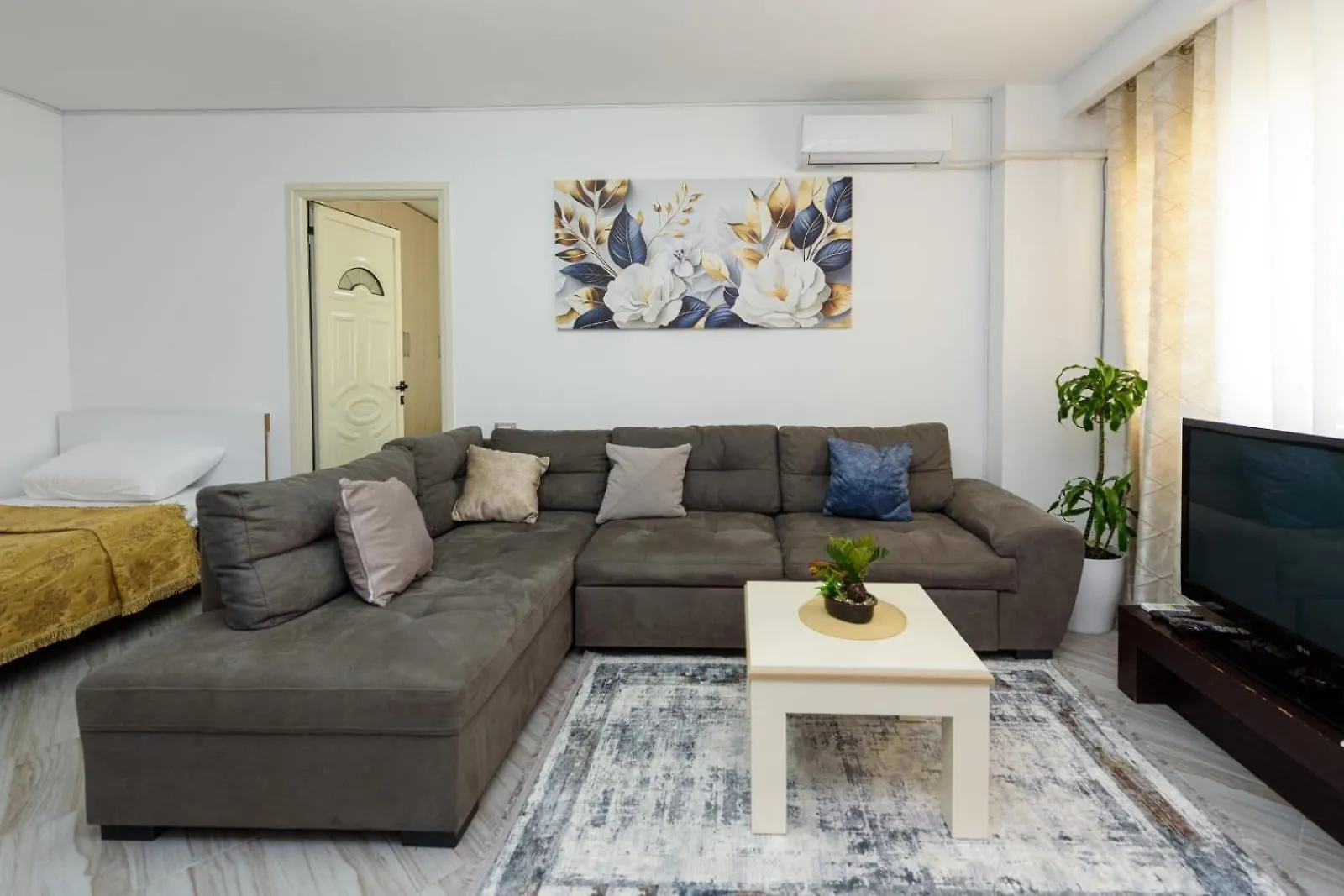 Veliu'S Appartment Vlore Albania
