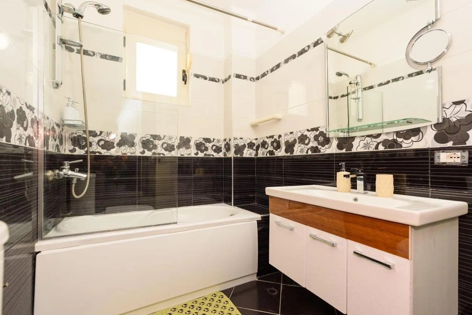 Veliu'S Appartment Vlore