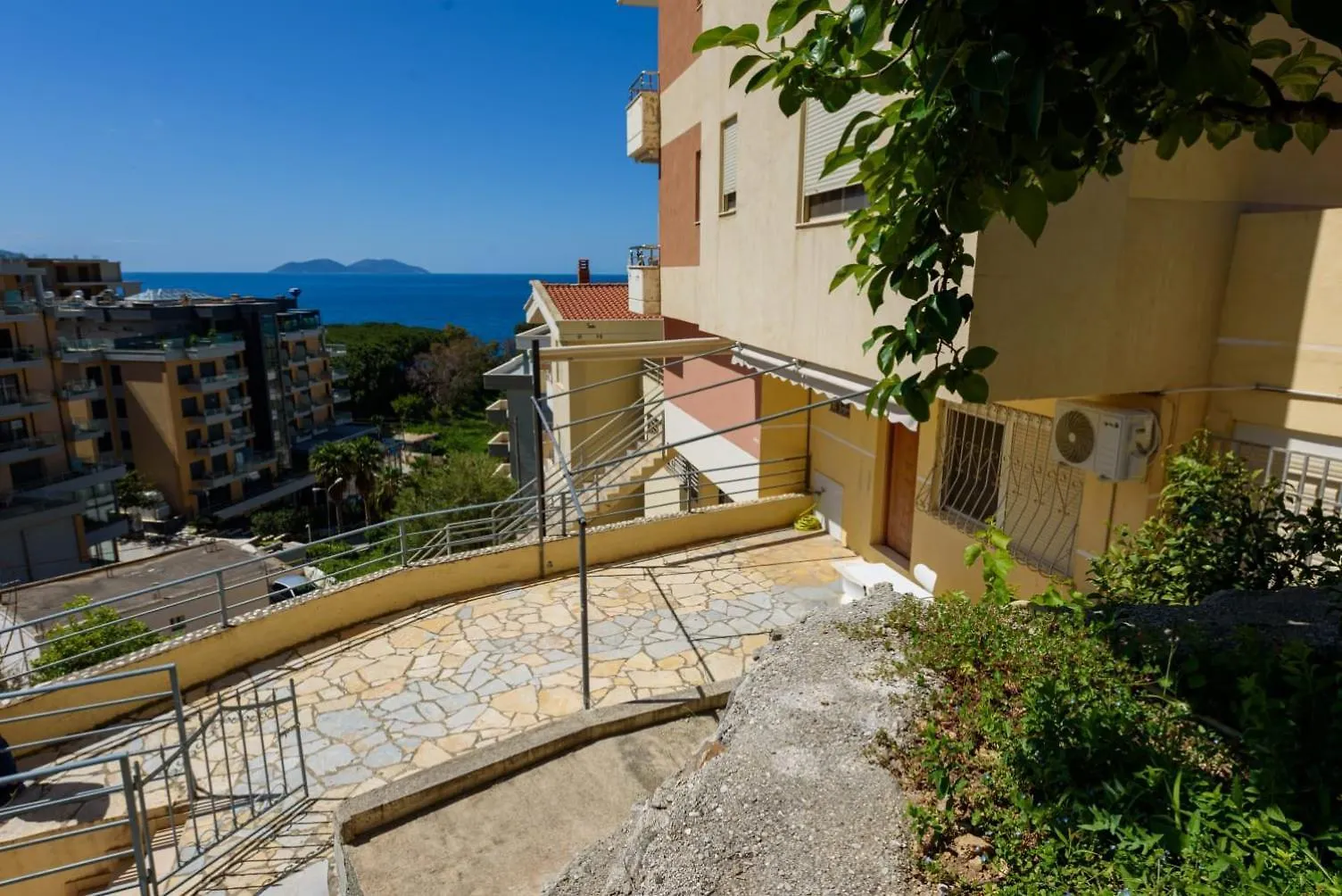 Veliu'S Appartment Vlore