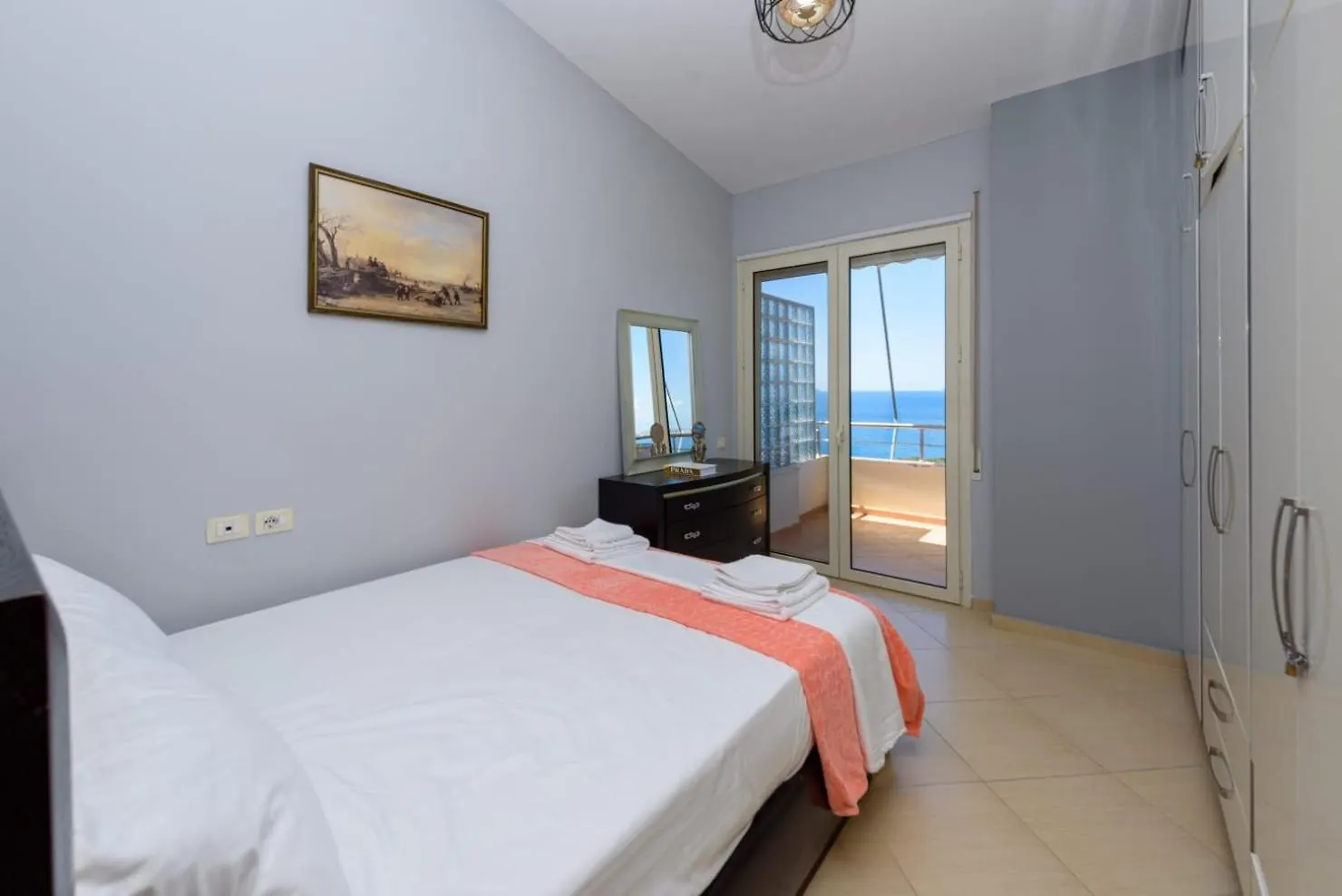 Veliu'S Appartment Vlore Apartment