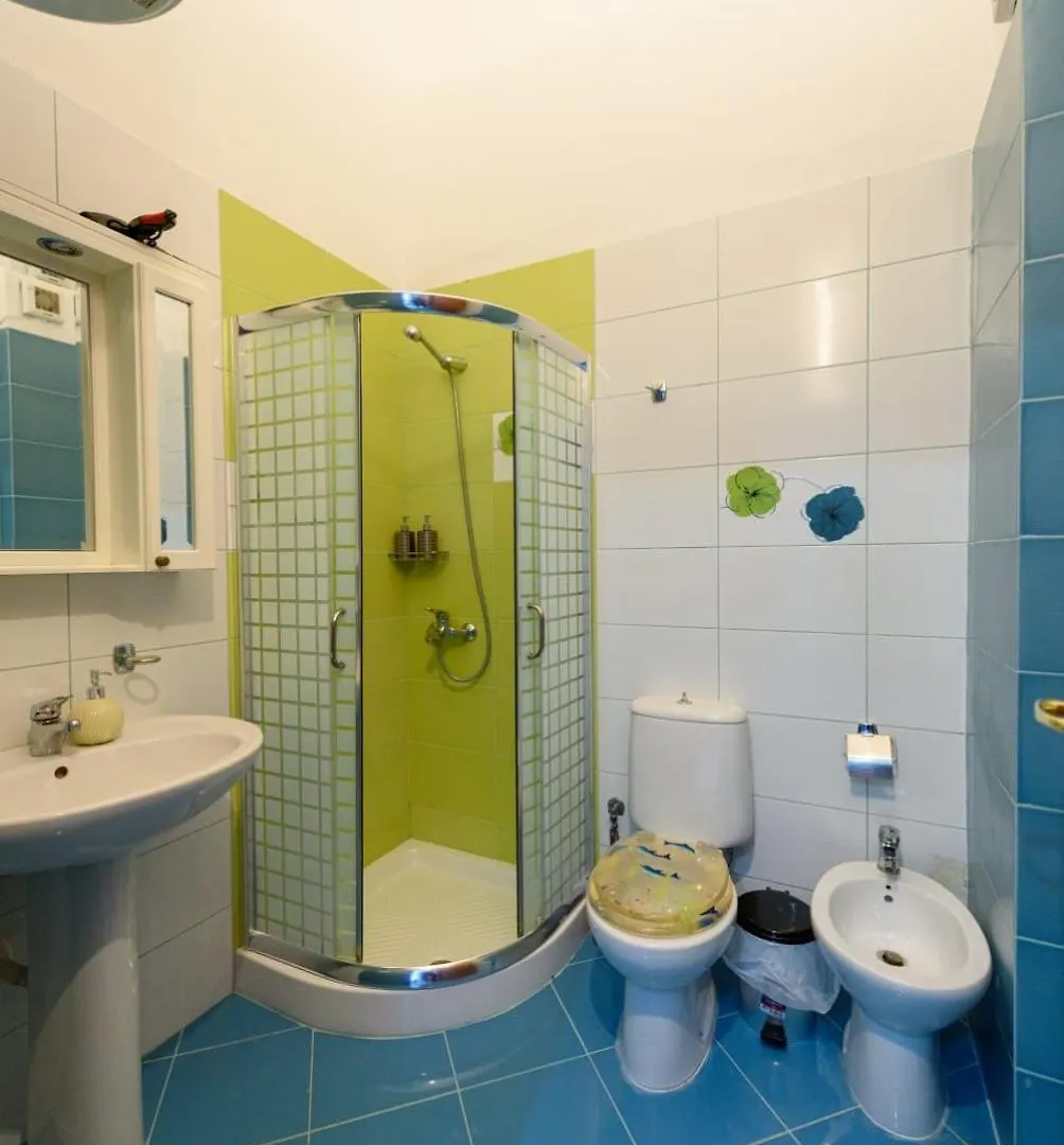 Veliu'S Appartment Vlore Apartment